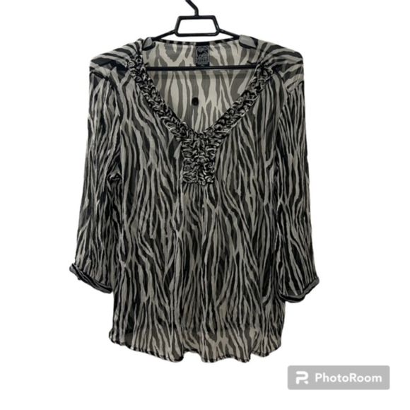 Casual Studio Black White Animal Print Rayon Raffled V-Neck Sheer LS Top Size XL - Picture 1 of 10